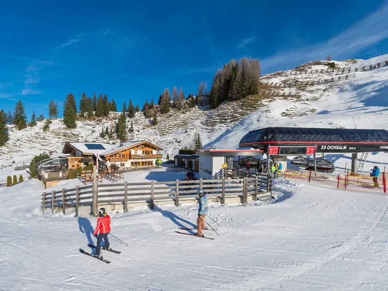 OchsAlm im Winter direkt an der Skipiste